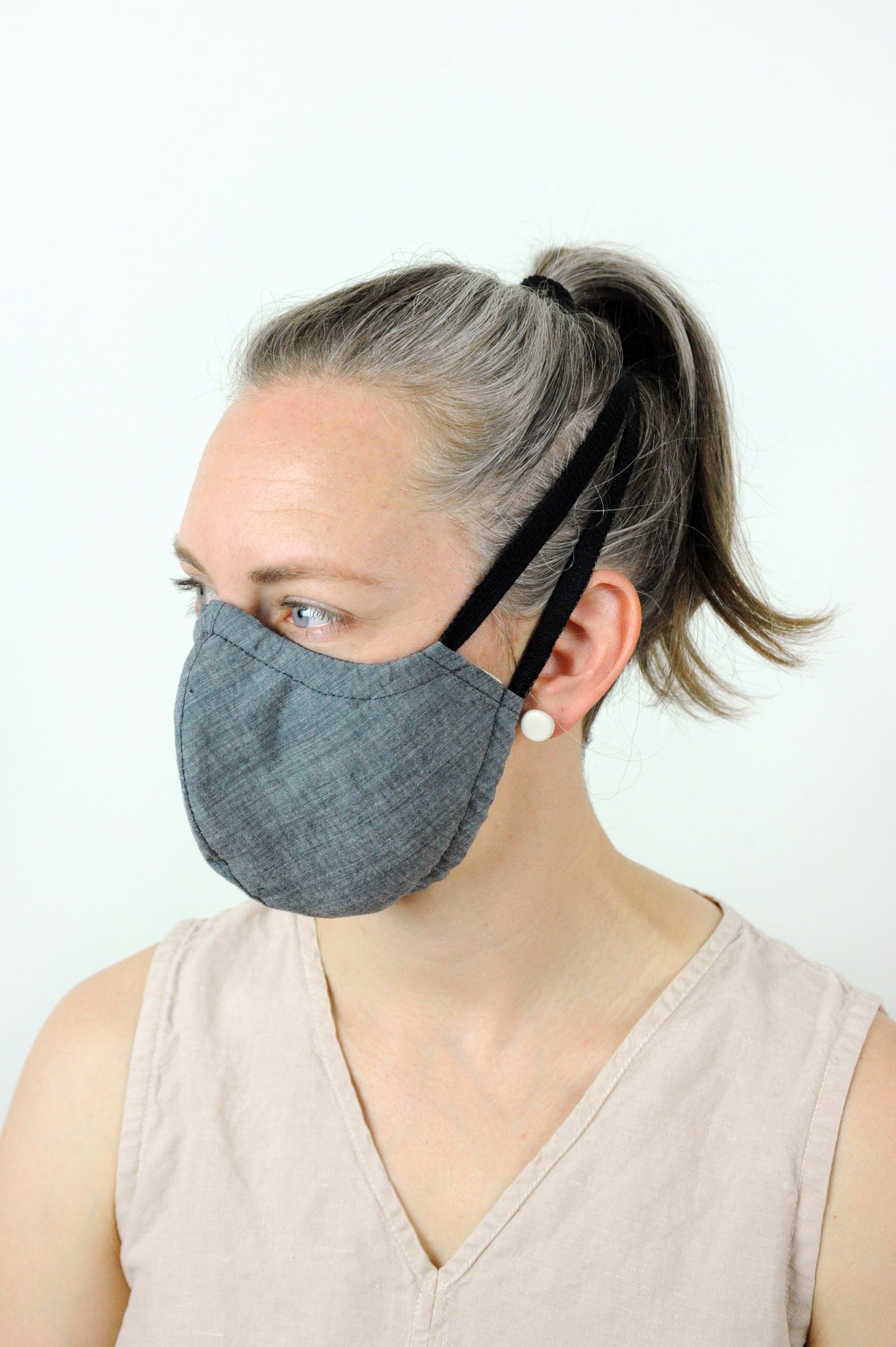 V4 Athletic Face Mask - Gray