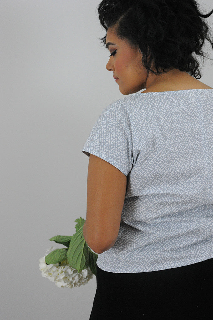 Loop & Line Top